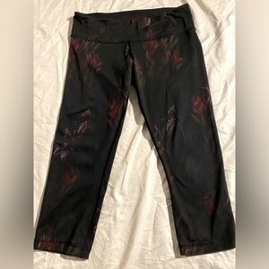 Lululemon, cropped leggings, size 10